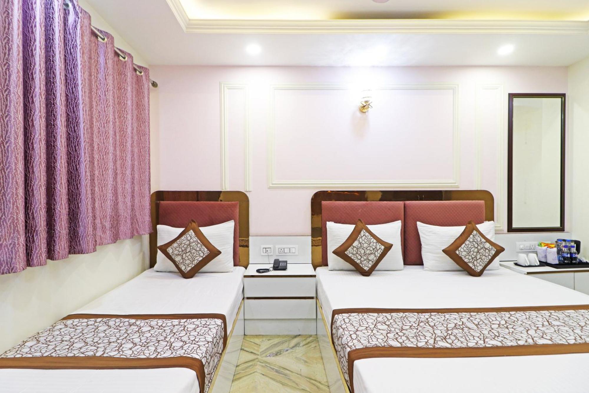 Hotel Samrat Residency 10 Mints Walking Distance Nizamuddin Railway Station Nova Deli Exterior foto