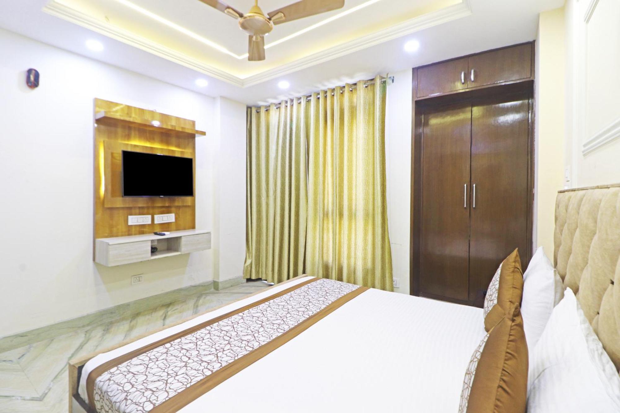 Hotel Samrat Residency 10 Mints Walking Distance Nizamuddin Railway Station Nova Deli Exterior foto
