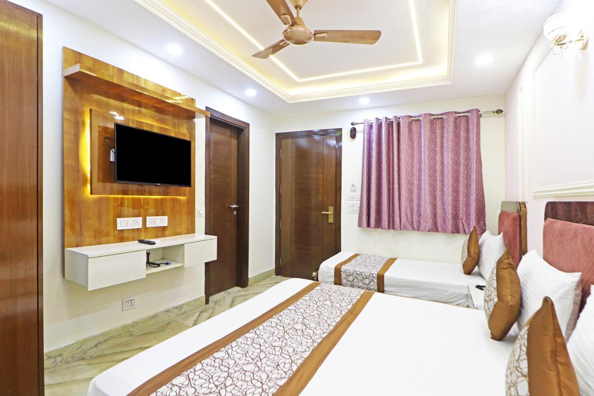 Hotel Samrat Residency 10 Mints Walking Distance Nizamuddin Railway Station Nova Deli Exterior foto
