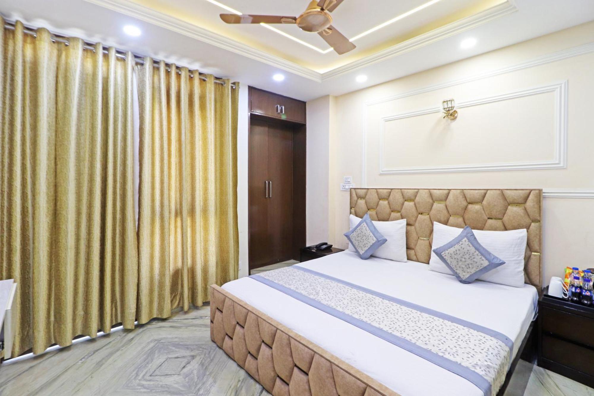 Hotel Samrat Residency 10 Mints Walking Distance Nizamuddin Railway Station Nova Deli Exterior foto